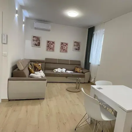 Palloma Bed & Breakfast 3*